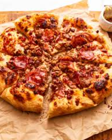 Review Makanan Pizza Meat Lovers