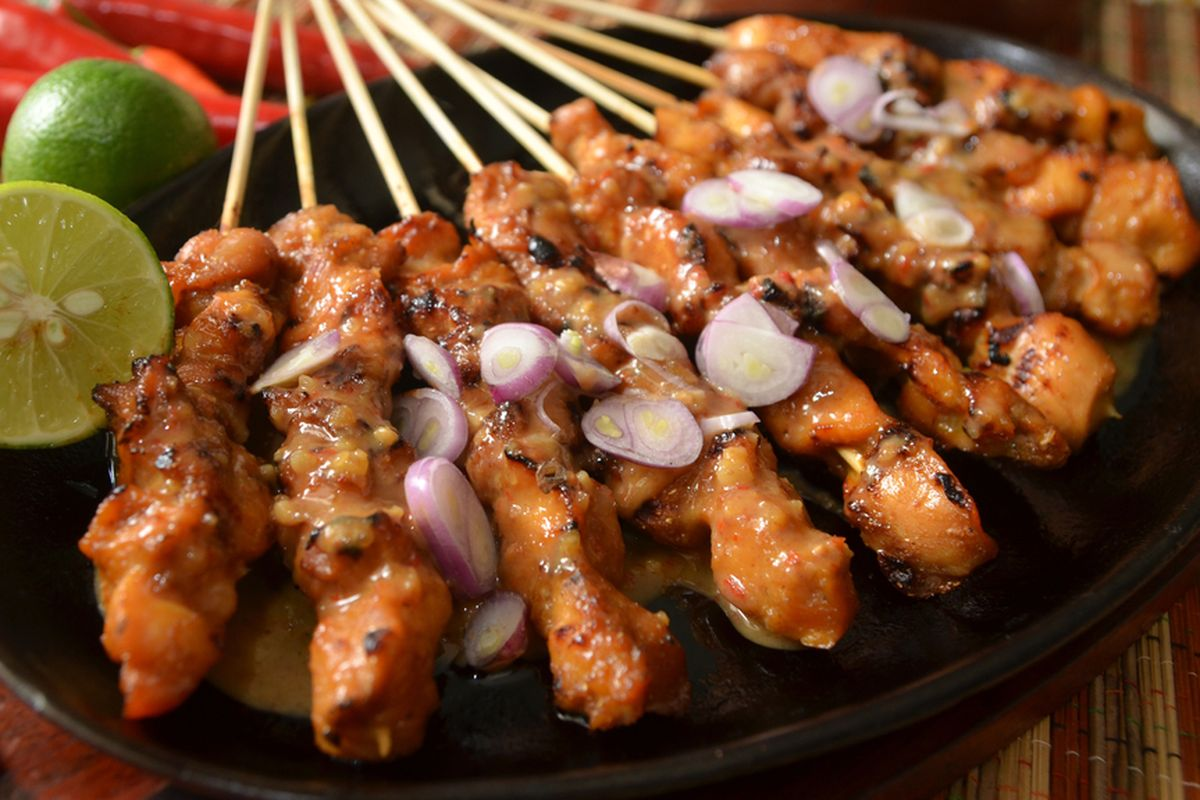 Review Sate Ayam Madura Bumbu Kacang Sangat Kental